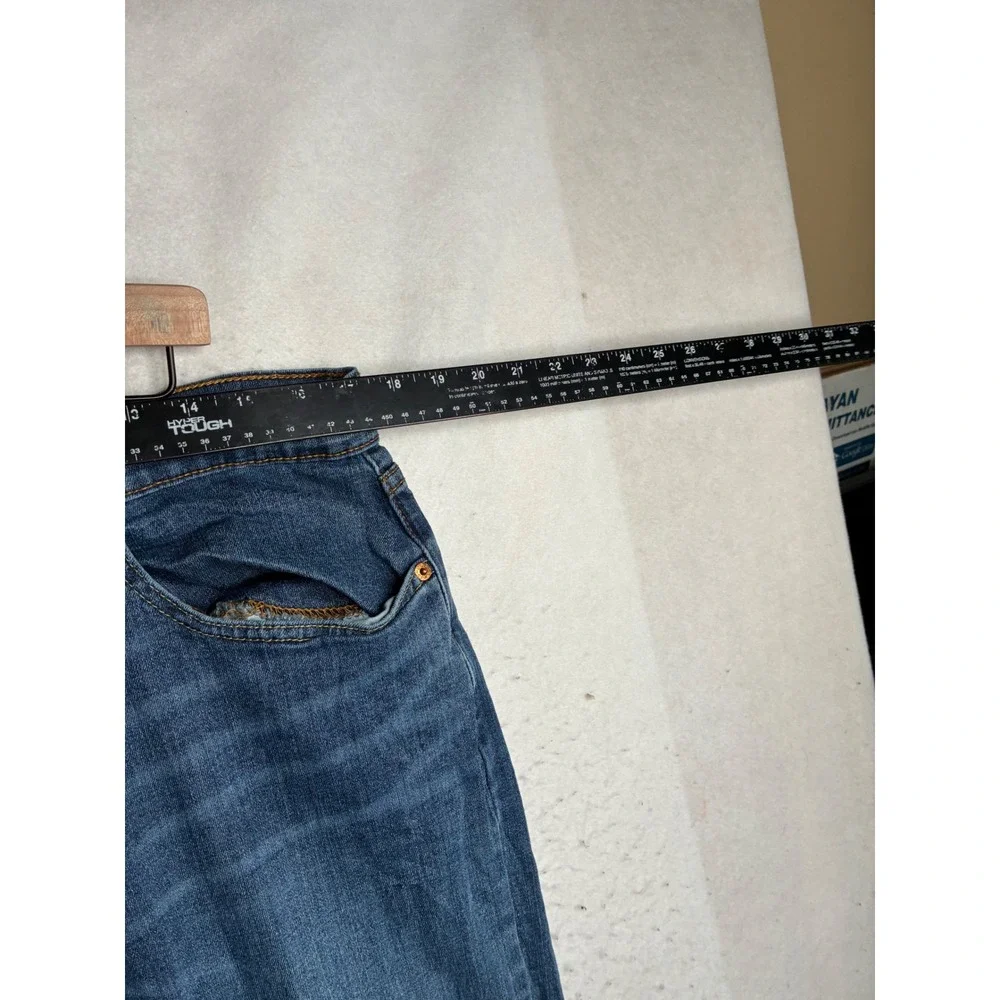 Levis 559 Relaxed Straight Jeans Mens 36x32 Medium Wash Blue Denim 00559-0463